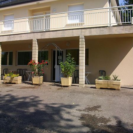 Logis Auberge La Grange De Renaudet Larche  Exterior foto